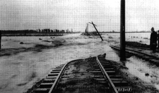Pacific Electric rails lines in Lynwood destroyed by floodwaters, 1914. Photograph: US Army Corps of Engineers